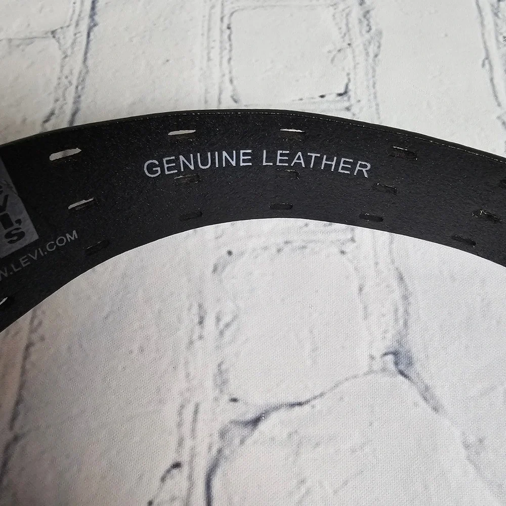 Levis Mens Black Genuine Leather Perforated Belt XL 42-44